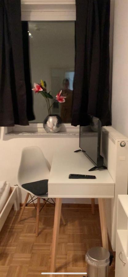 Aschaffapartment 4 Schlafzimmer Bis 10 Personen Bei Aschaffenburg Mainaschaff Exteriér fotografie