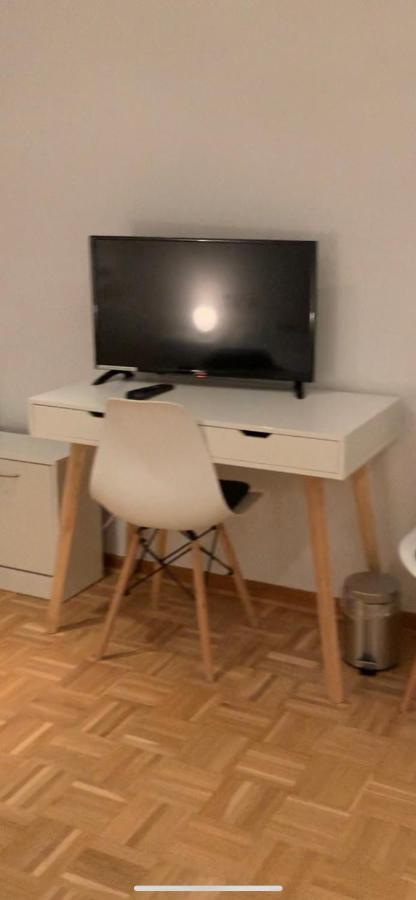 Aschaffapartment 4 Schlafzimmer Bis 10 Personen Bei Aschaffenburg Mainaschaff Exteriér fotografie
