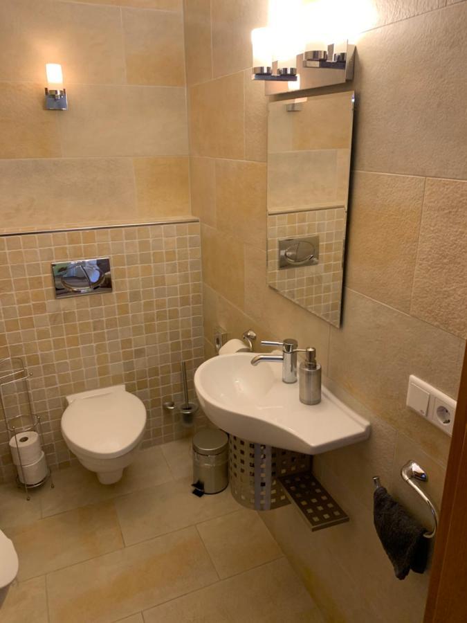 Aschaffapartment 4 Schlafzimmer Bis 10 Personen Bei Aschaffenburg Mainaschaff Exteriér fotografie